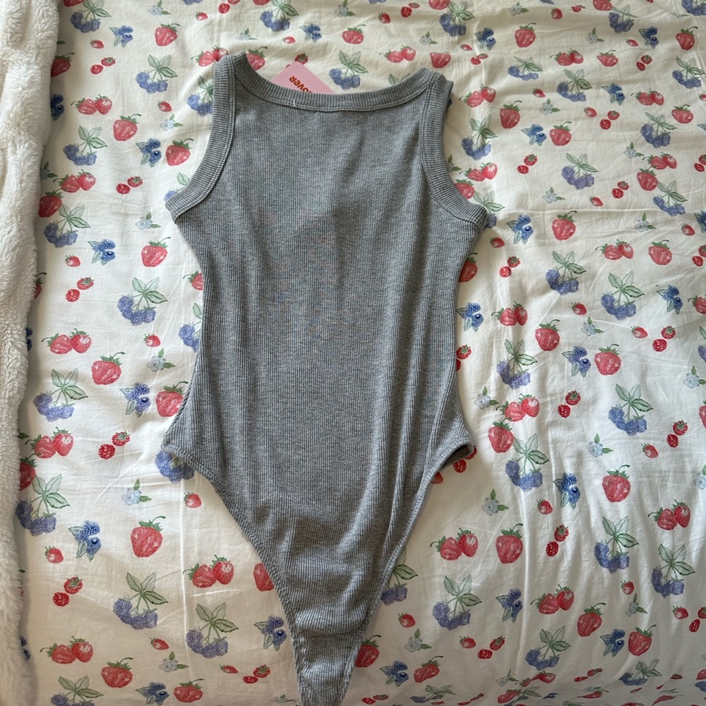Grey Ribbed Bodysuit - Picture 5 of 6